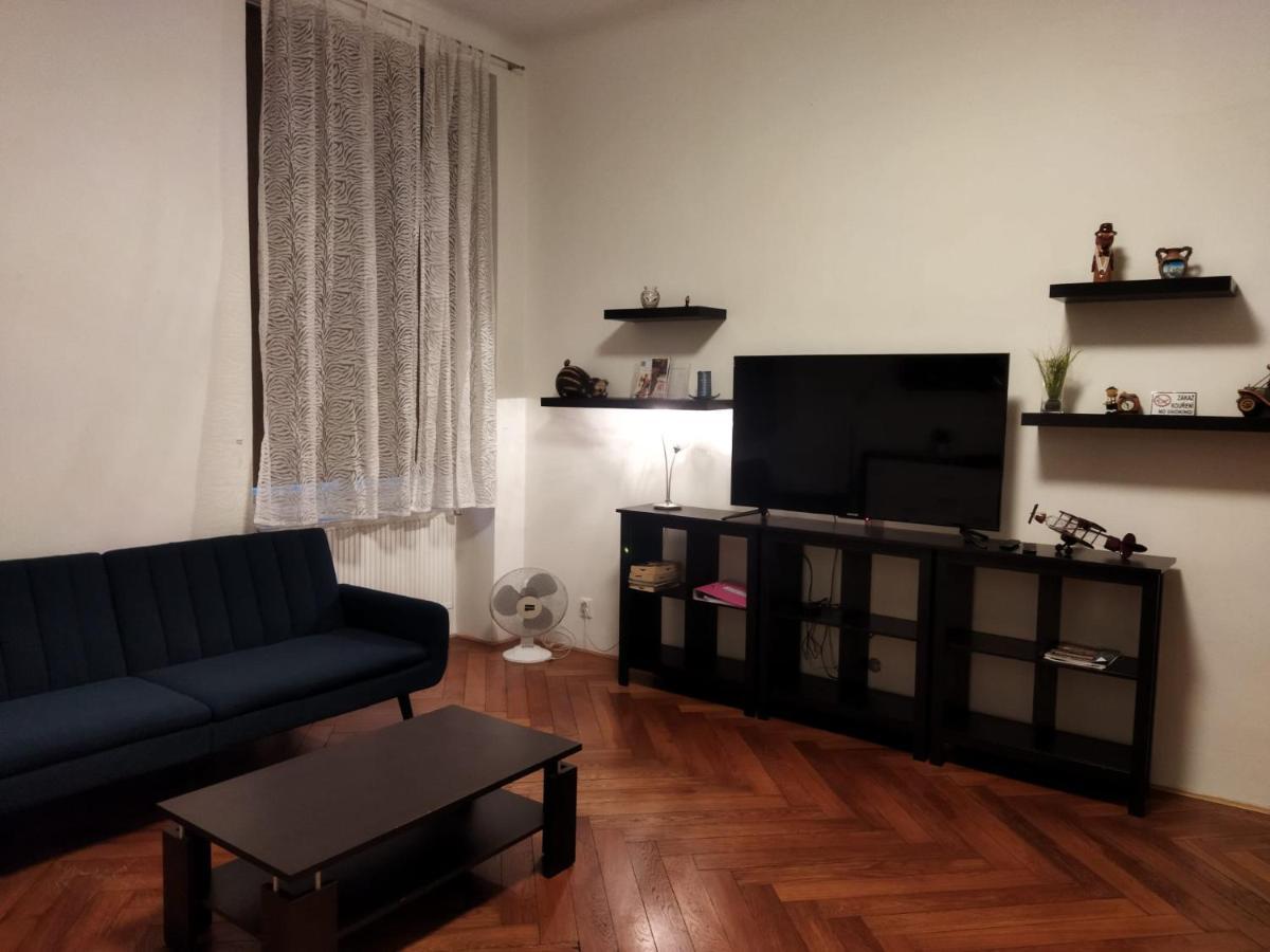Tiva Downtown Apartments Прага Экстерьер фото